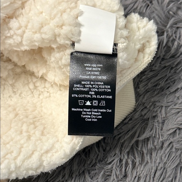 UGG Janeann Half Zip - Picture 5 of 6